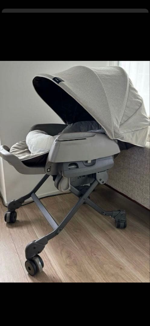 Combi コンビ　ネムリラ　AUTO SWING BEDi