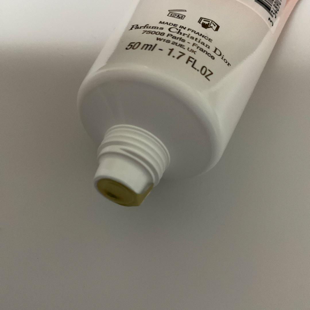 2点、ハンドクリーム、ラムース