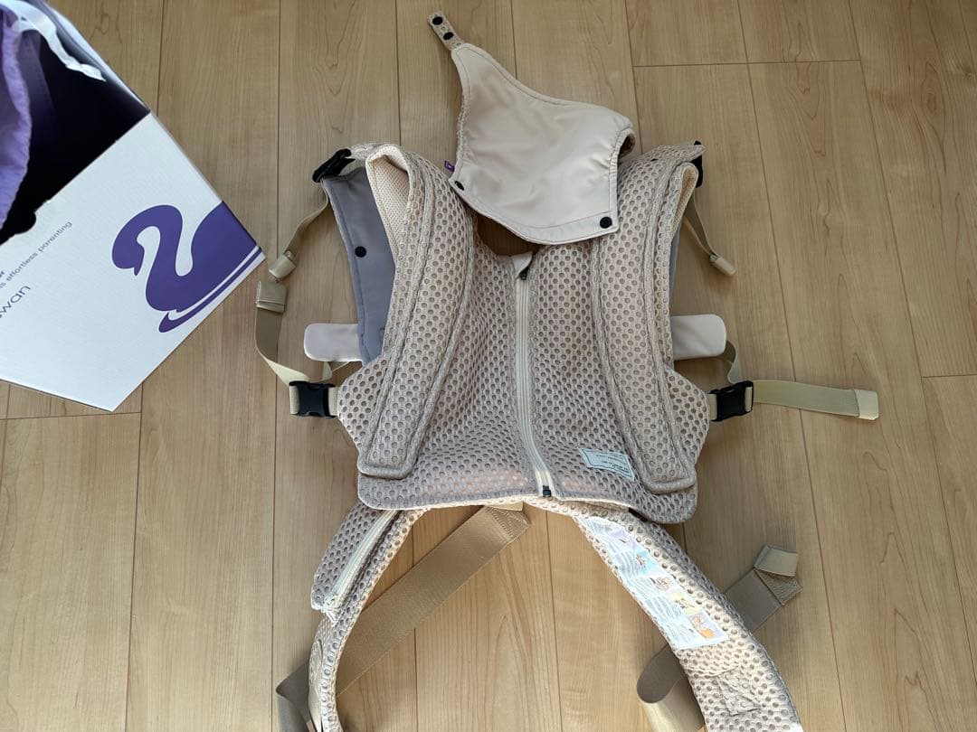 88ベージュ メッシュ 抱っこひも