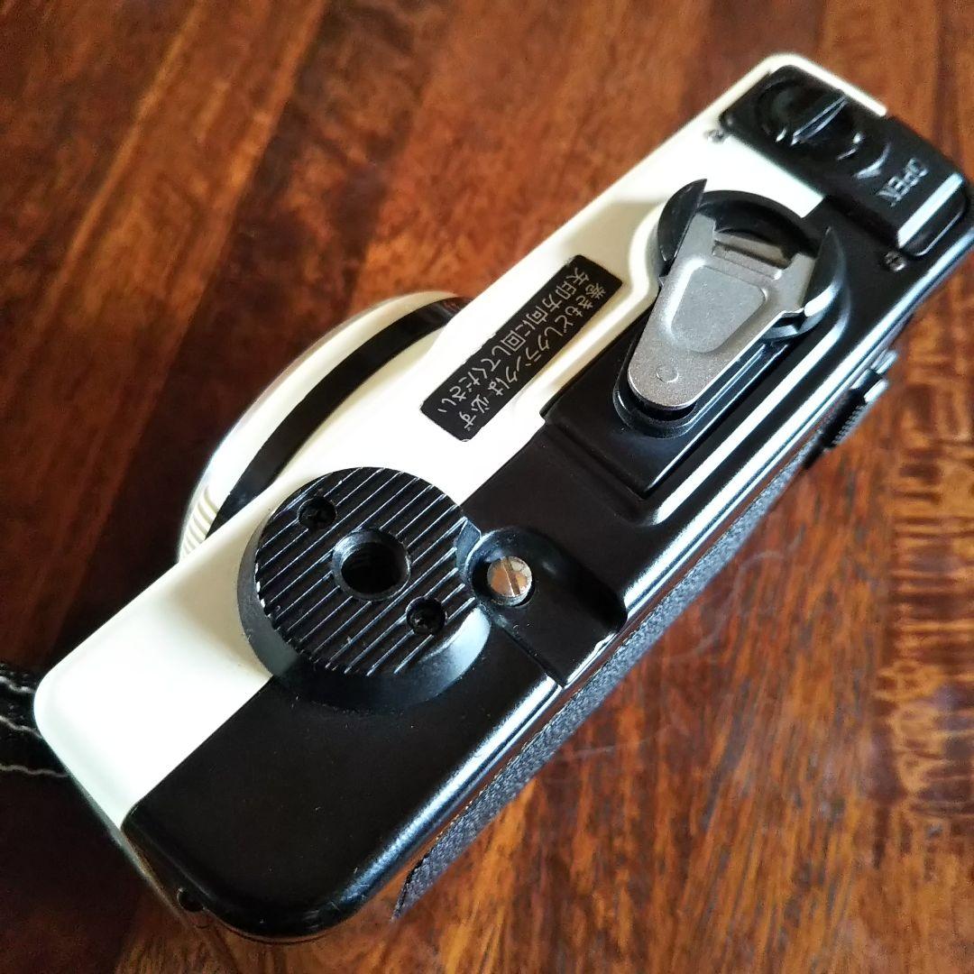 動作品 Konica コニカ c35 EF3 フィルムカメラ レアカラー