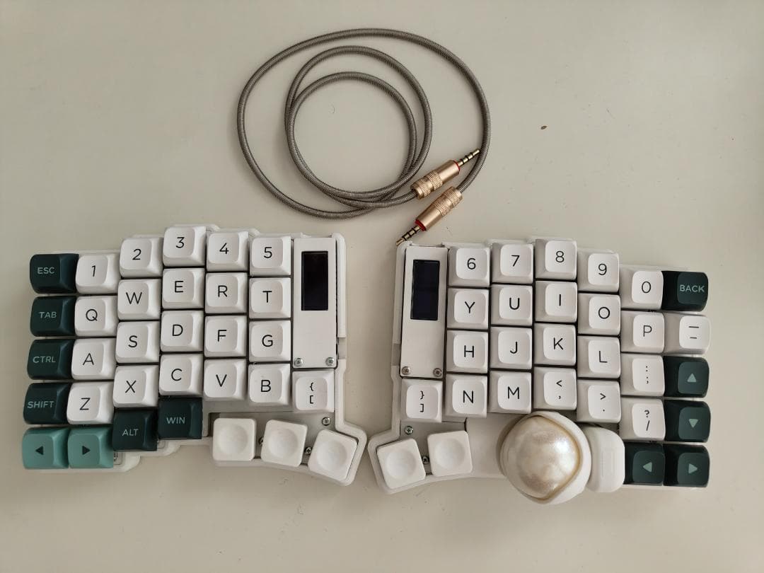 Keyball61 組み立て済み