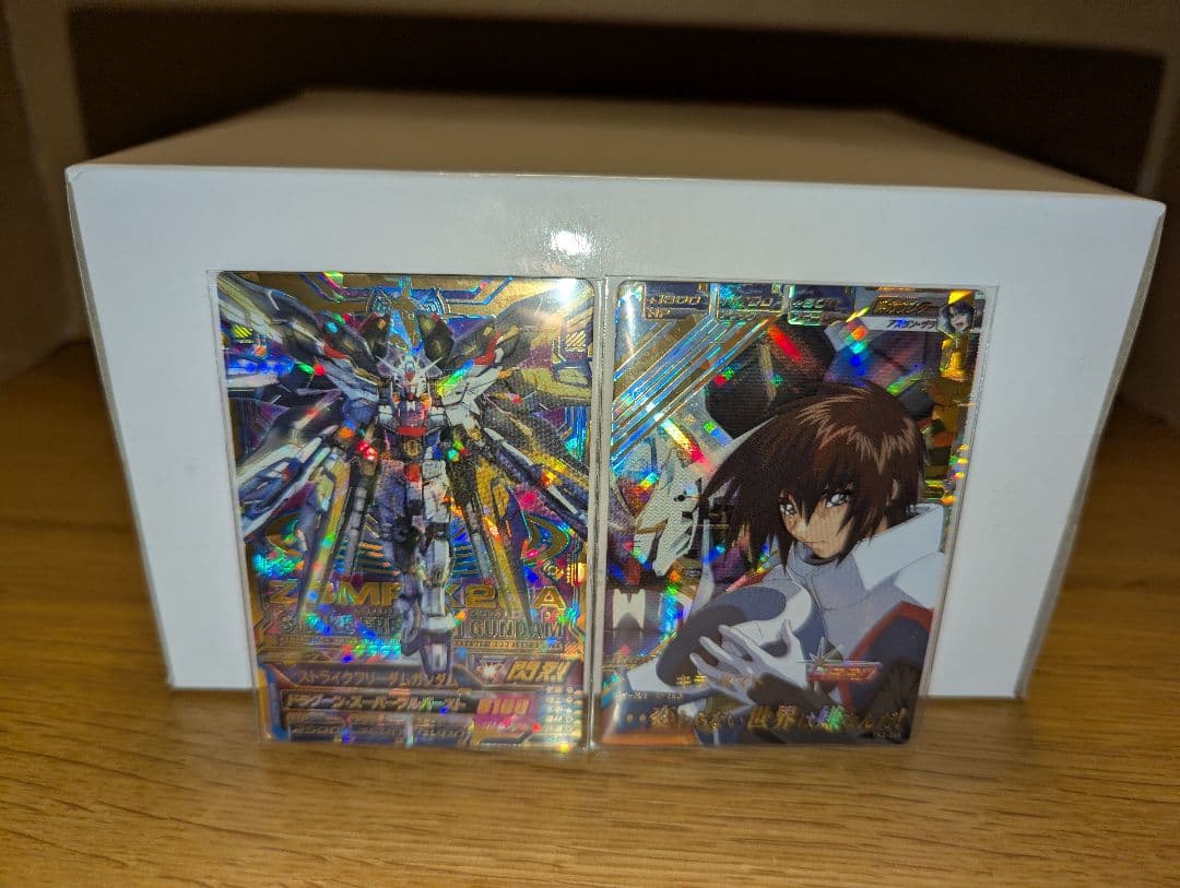 【新品未使用美品】ガンダムトライエイジ ストライクフリーダム＆キラ・ヤマトカード