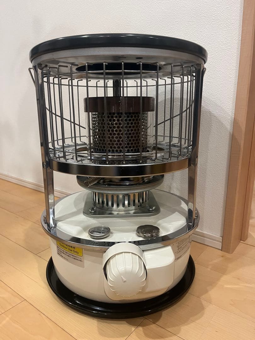 PASECO 美品 円筒形ホワイト石油ストーブ　白