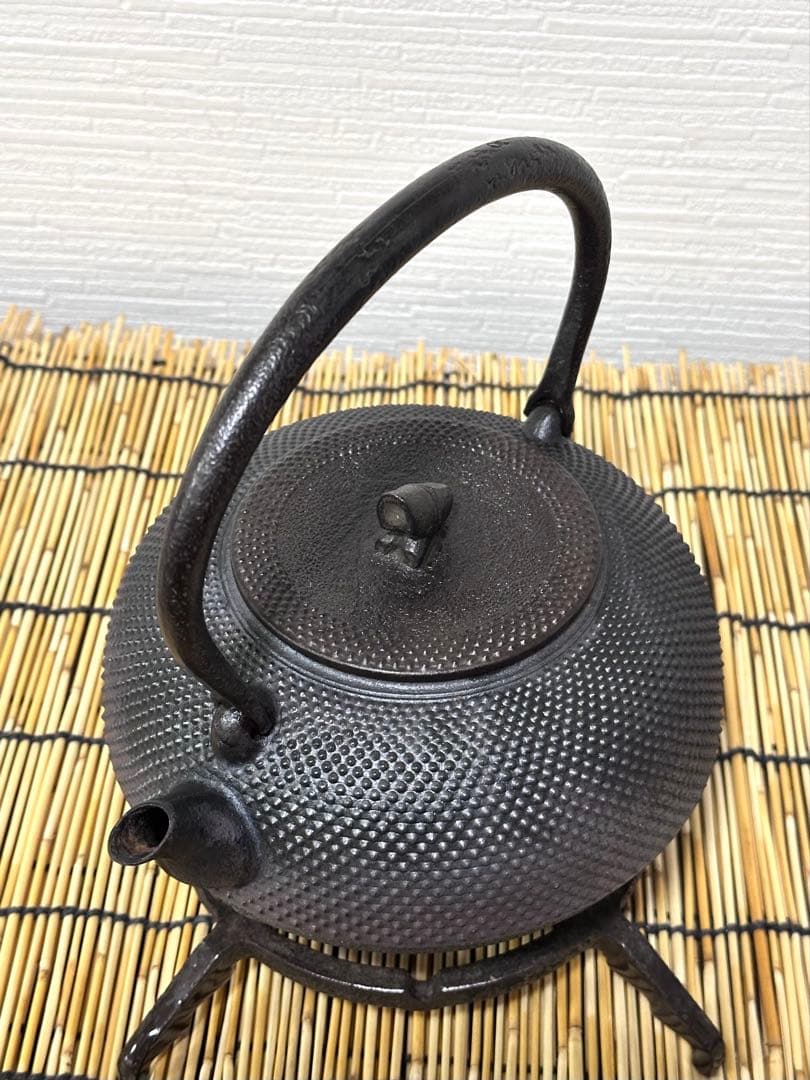 ＵＳＥＤ、良品　南部秀山堂　佐藤 勝弘作　１５型アラレ　en様売約済み