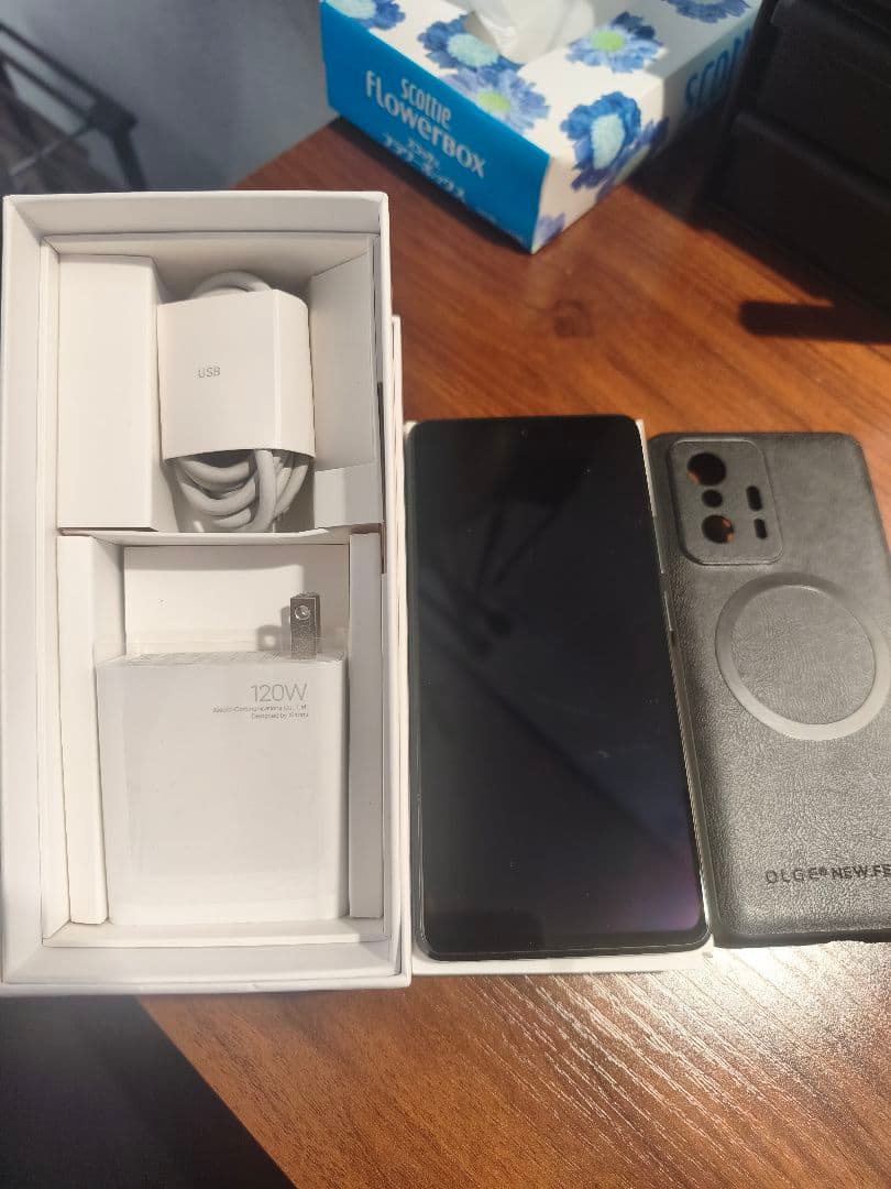 Xiaomi 11T Pro メテオライトグレー 256GB　ケース付き