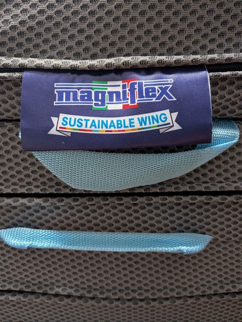 値下げ美品✩︎マニフレックスサステナブルウィング マットレス セミシングル