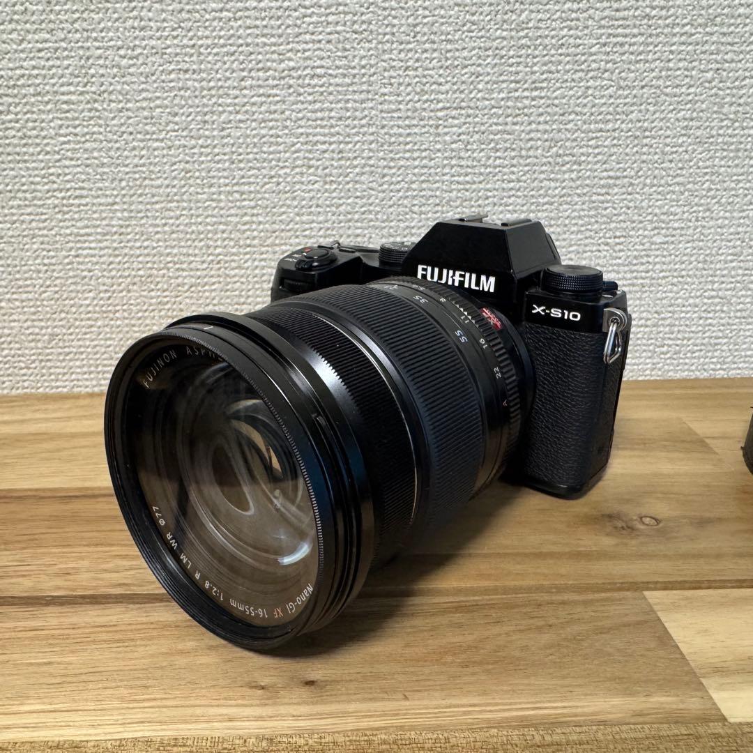 【予備バッテリー付】Fujifilm X-S10+XF16-55mm F2.8