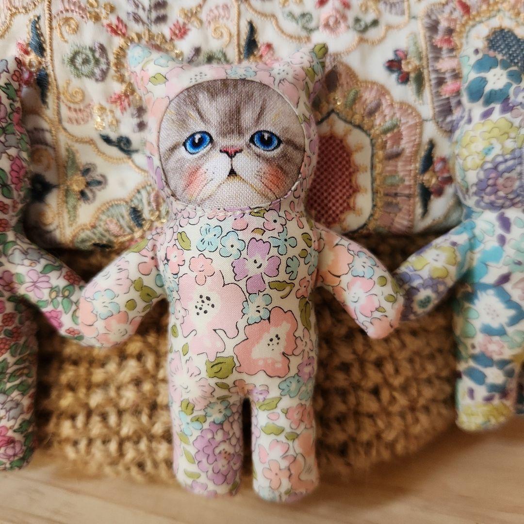 れ*ゃ様 コヤンイサムチョン　インド刺繍生地のカゴバック　ハンドメイド