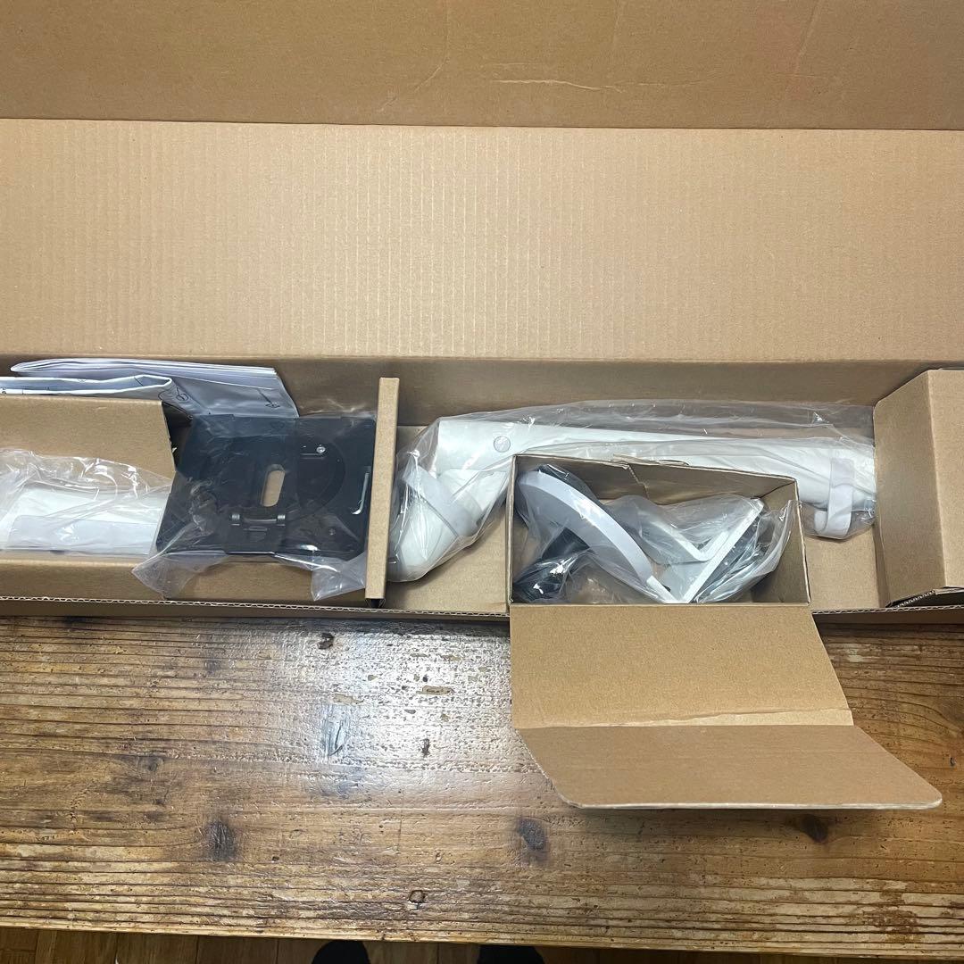 CBS FLO ハーマンミラー モニターアーム 白 9kg スプリング方式