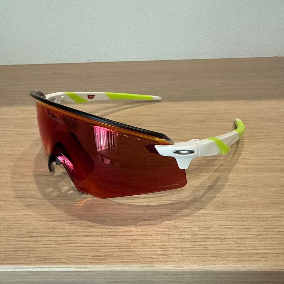 Oakley スポーツサングラス 赤レンズ ホワイト/グリーン