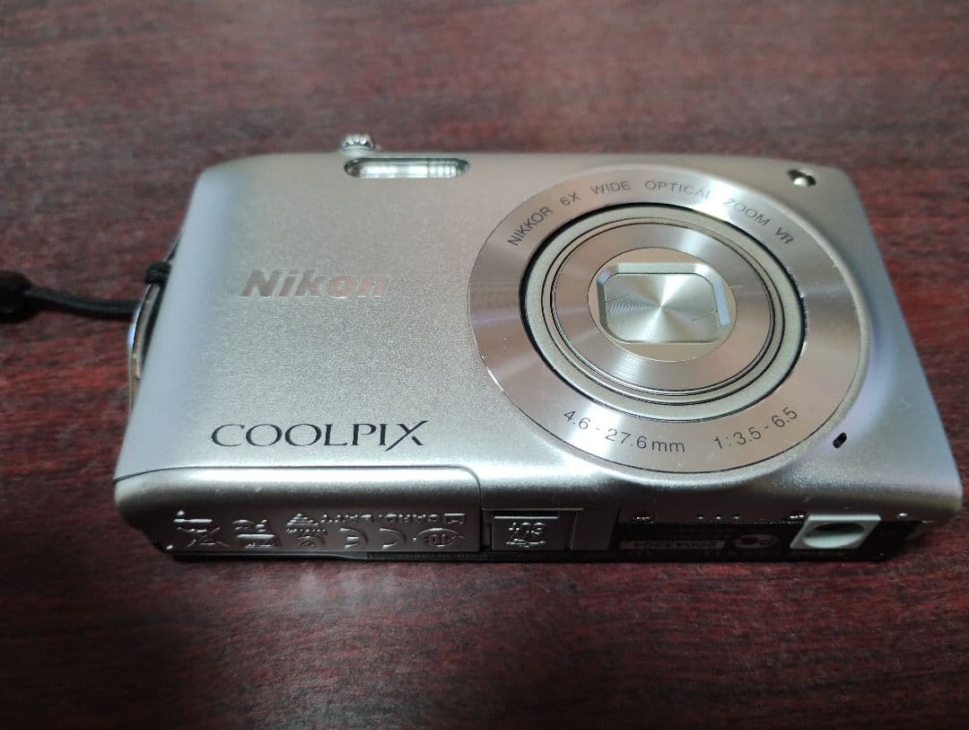 Nikon COOLPIX コンパクトデジタルカメラ