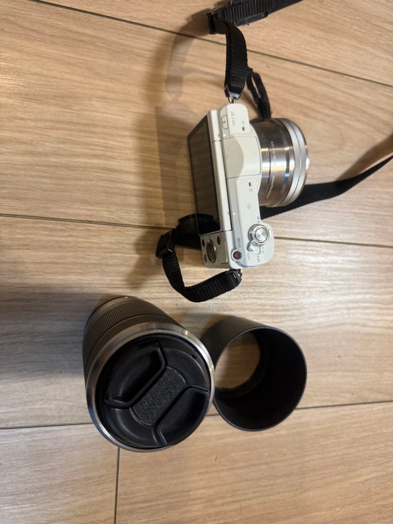 SONY ミラーレス一眼 α5100 16-50mm & 55-210mm