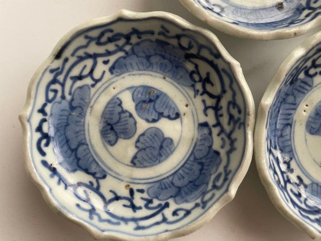 骨董　アンティーク　古伊万里　染付　唐草文様　輪花縁　豆皿　輪花皿　手塩皿　5枚