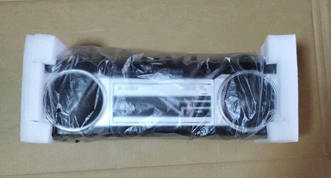 美品 sansuiラジカセ SCR-B2 (シルバー)Bluetooth