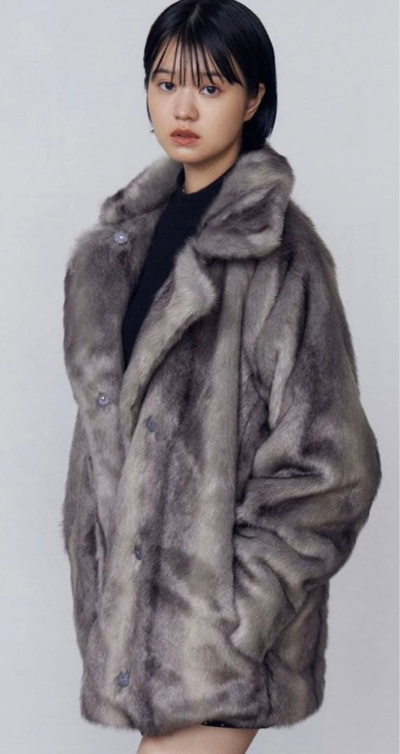 2025AW EMODA ミディフェイクファーコート