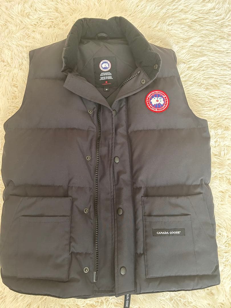 カナダグース　  ダウンベスト S/P