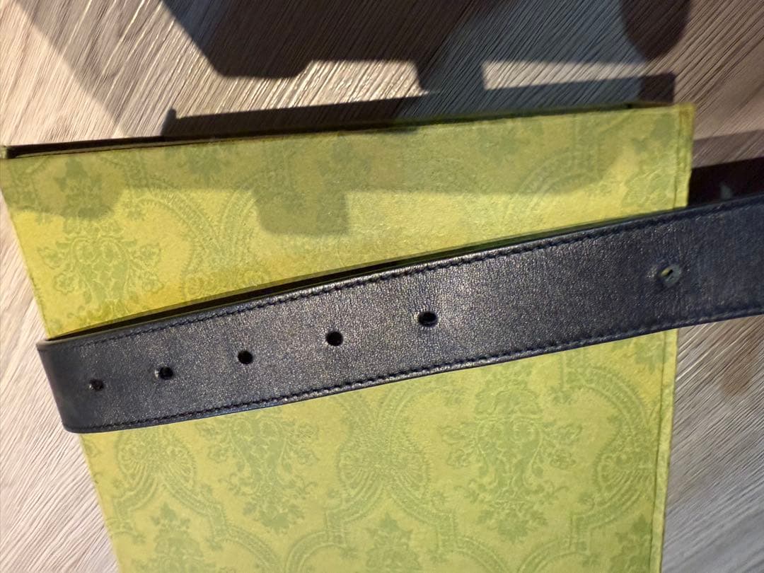 GUCCIのGGマーモント レザー ベルト