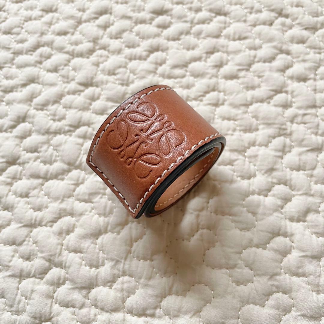 LOEWE ロエベ レザー ブレスレット バングル