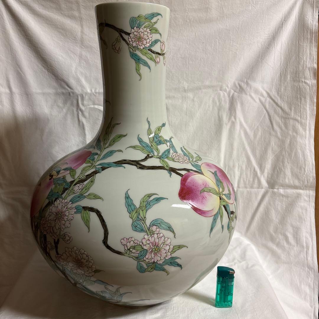 大清乾隆年製 粉彩桃図大壷