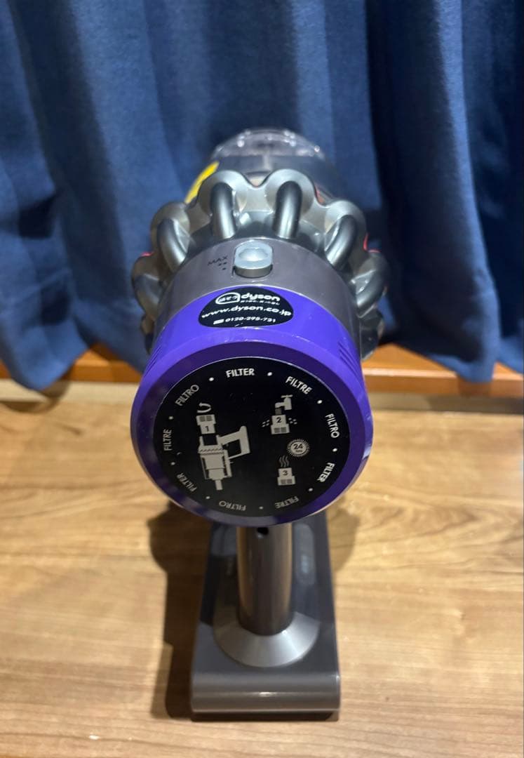 アタッチメント多数付属！細部まで洗浄済！#Dyson #V10 ハンドクリーナー