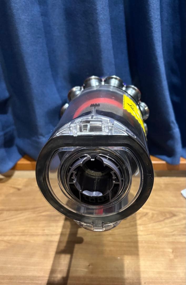 アタッチメント多数付属！細部まで洗浄済！#Dyson #V10 ハンドクリーナー