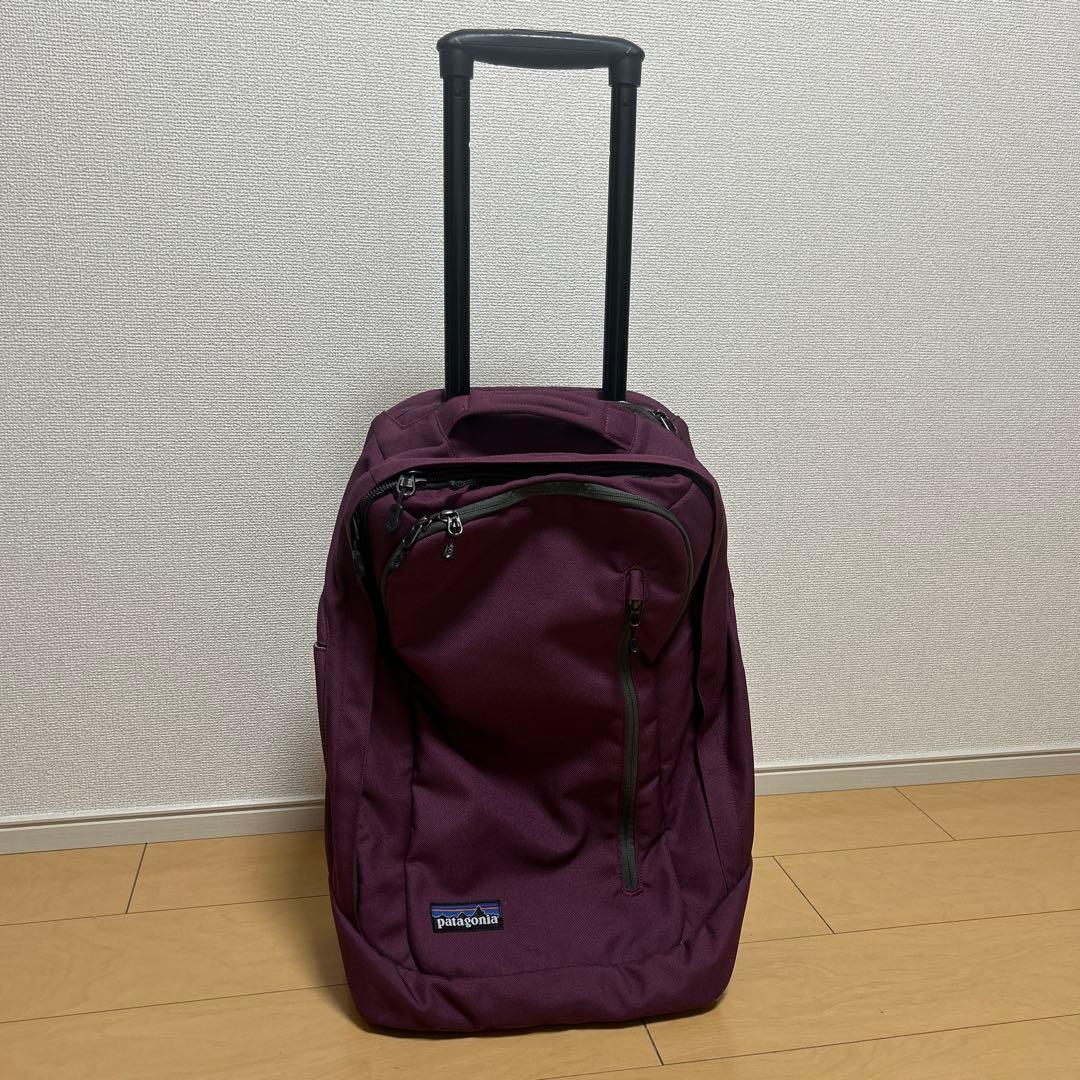 patagonia キャリーケース