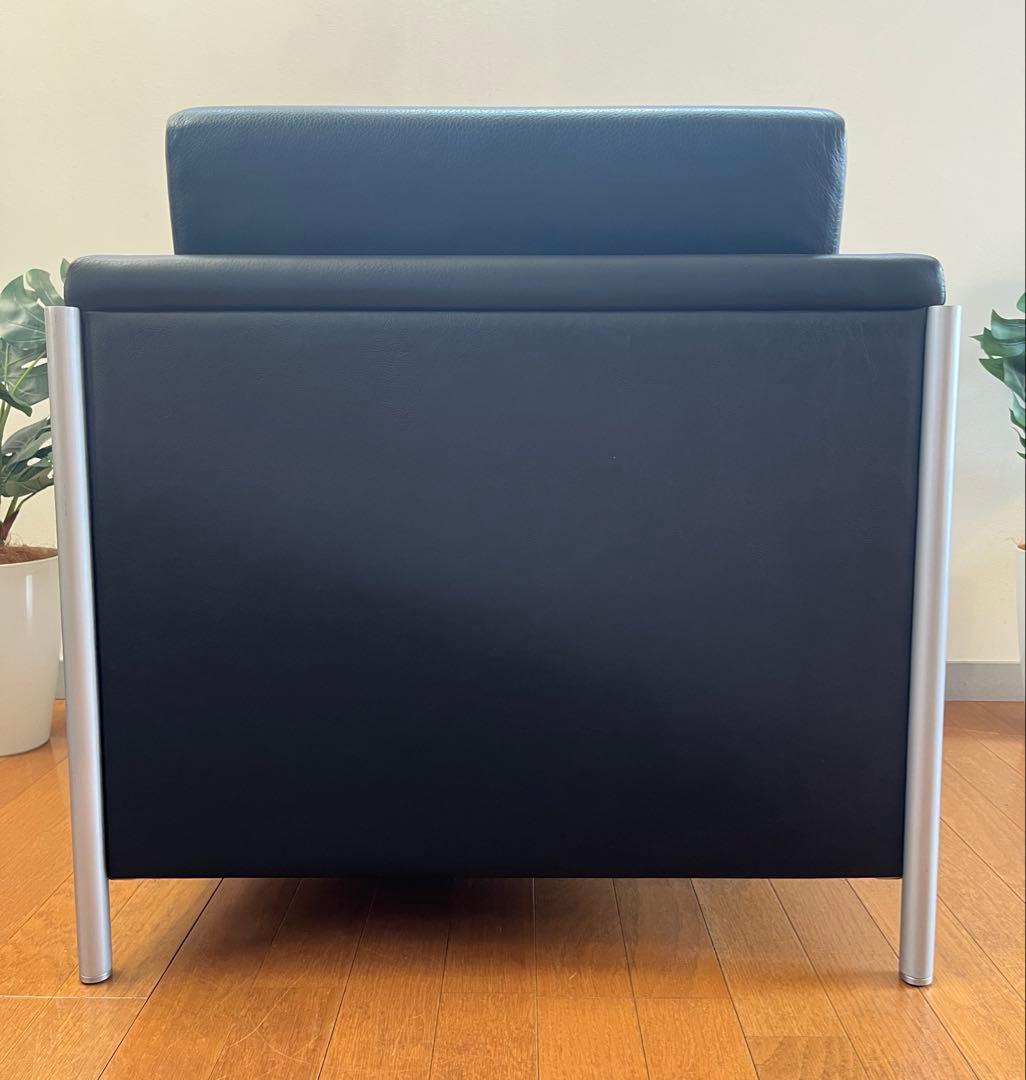 イトーキ　MEZZO ラウンジチェア　② 本革　21万 モダン シングルソファ