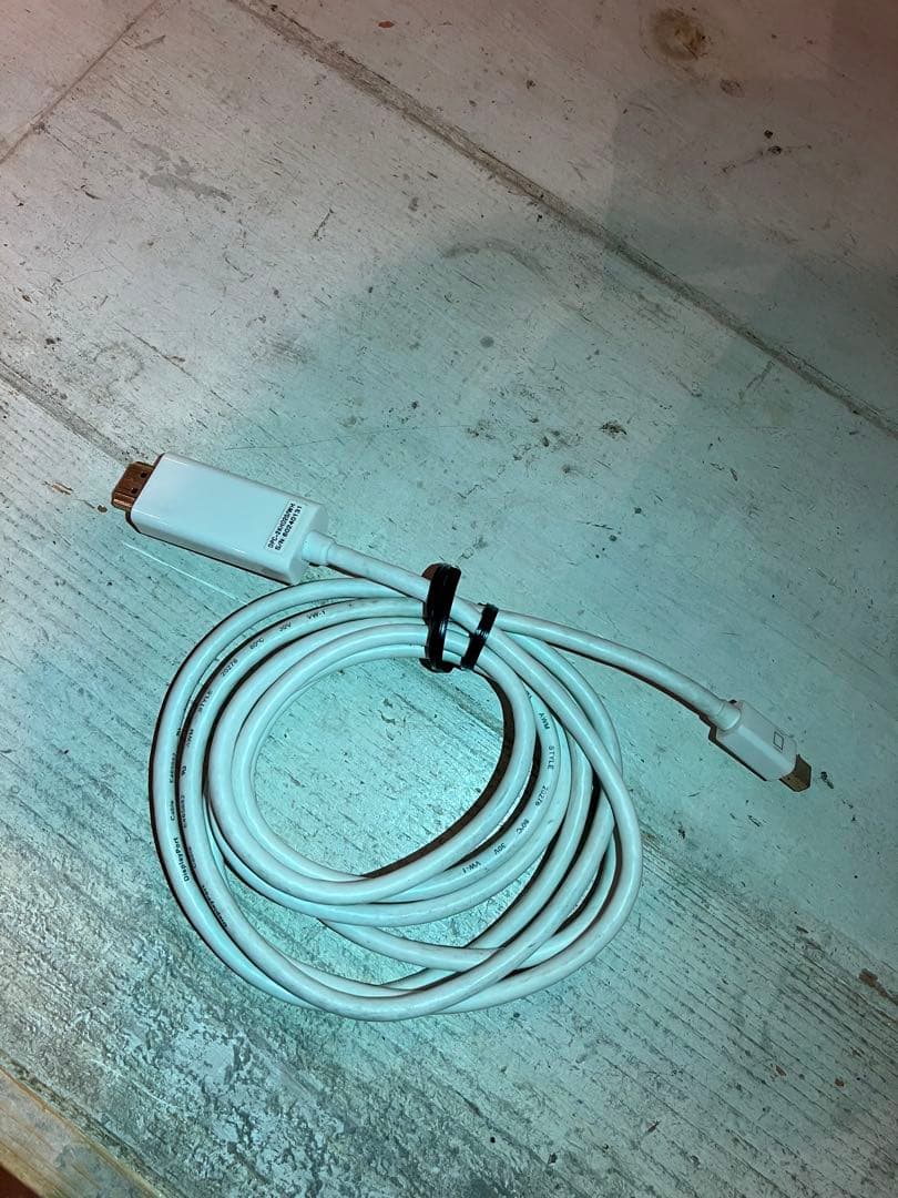 EPSON EB-S05 プロジェクター通電確認