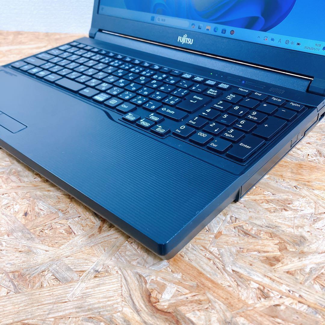 LIFEBOOK A5511 第11世代 15.6型 / テンキー DVD