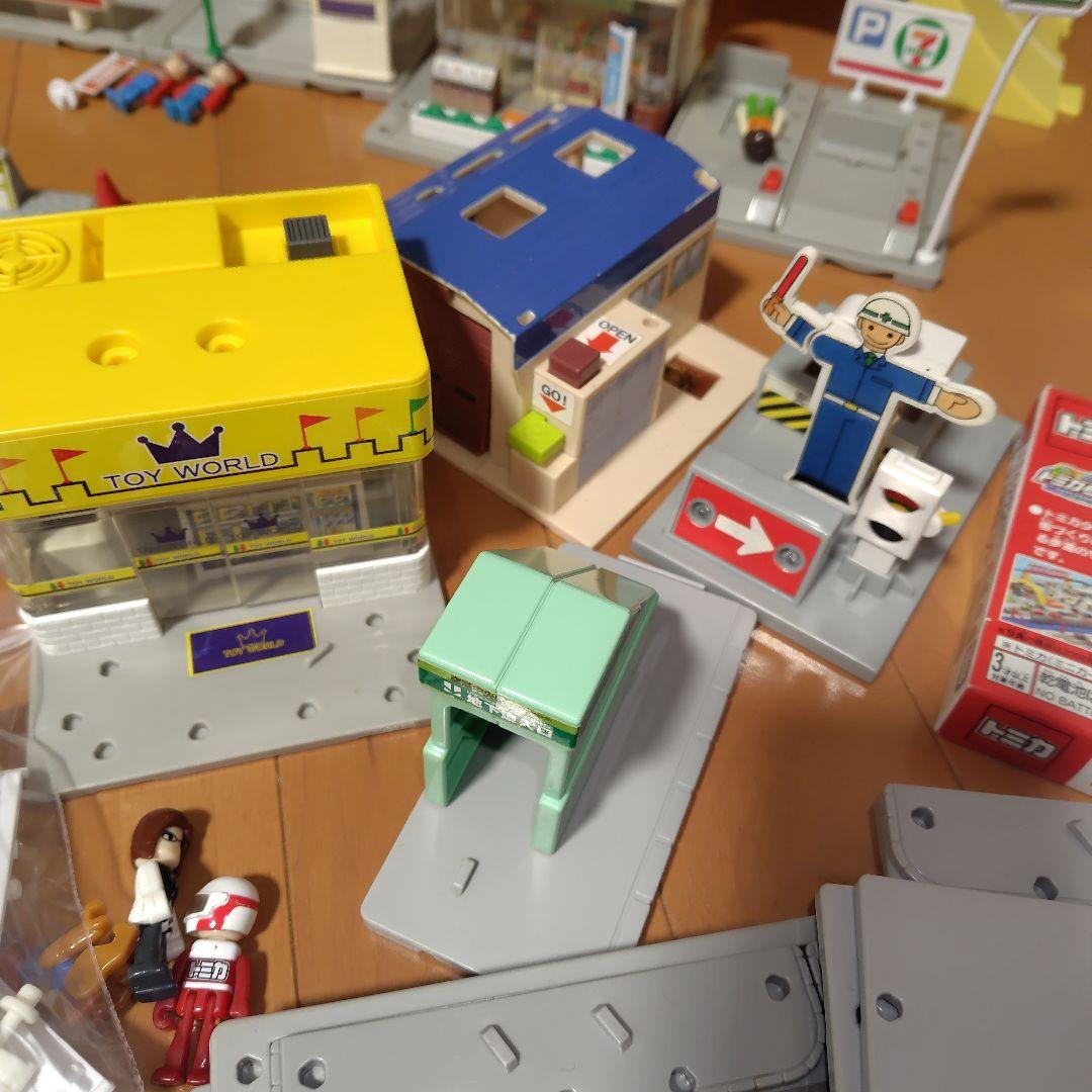 トミカタウン　パーツ大量　まとめ売り