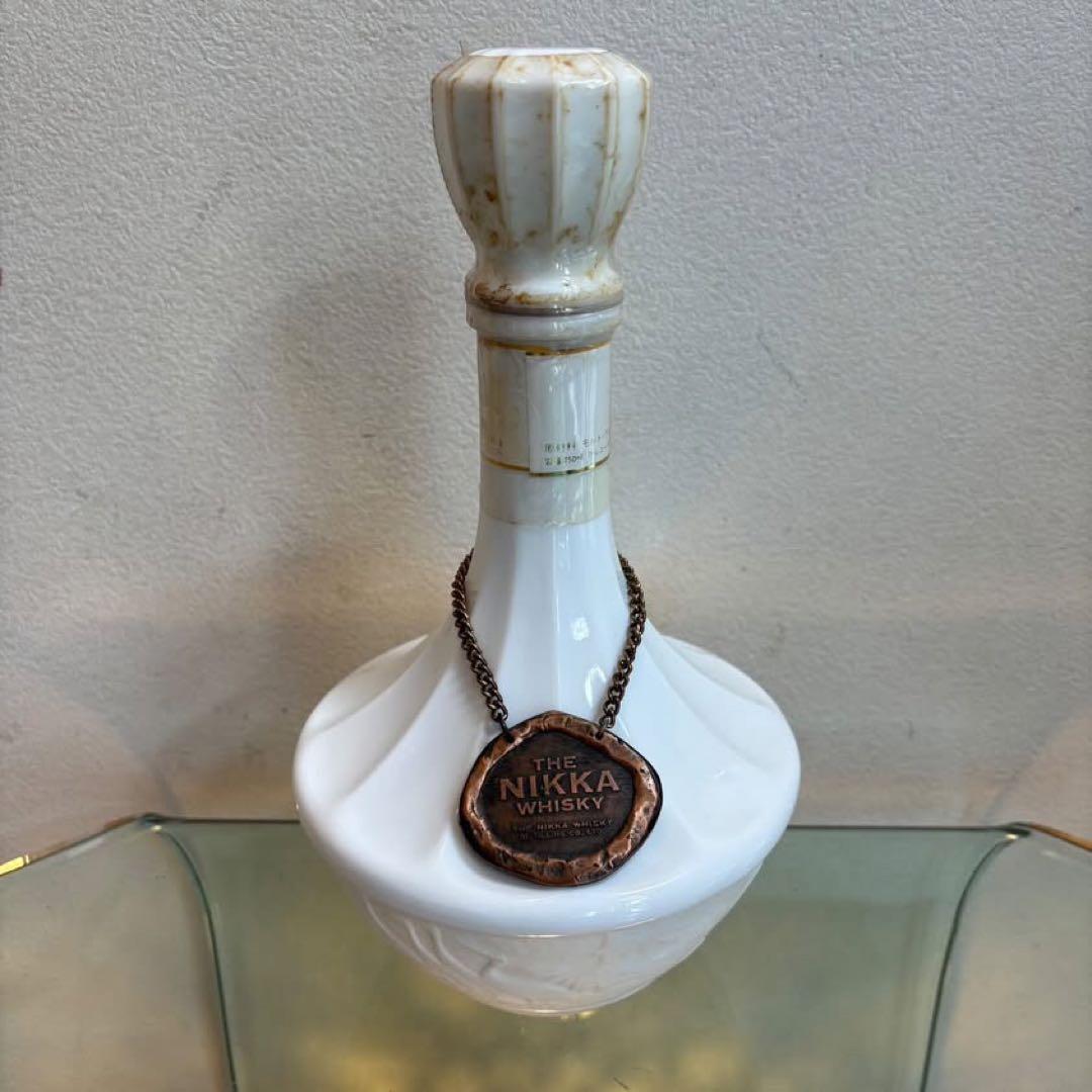 NA4578 未開栓! THENIKKA ウイスキー TSURU 鶴 陶器ボトル