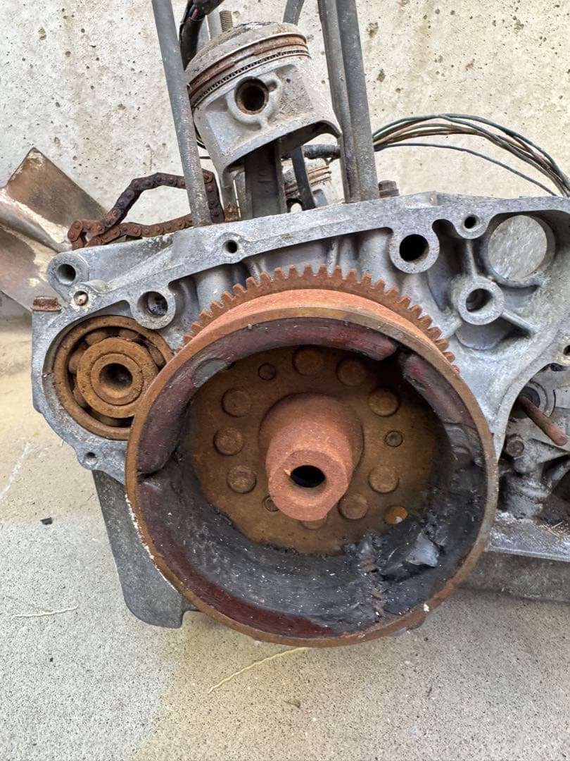 ぴ*様 SUZUKI GS400 腰下エンジン　部品取り