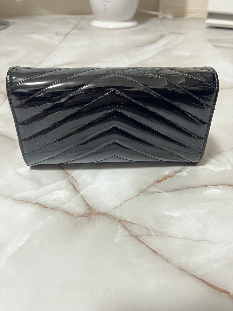 (限定カラー)YSLサンローラン 長財布 ブラックエナメルゴールド 正規品