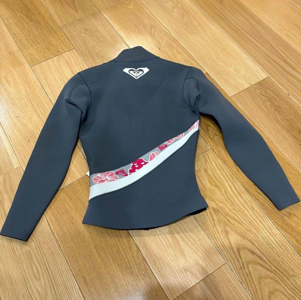 ROXY、ウエットスーツ、セパレート上下、レディースM〜L、新品タグ付き