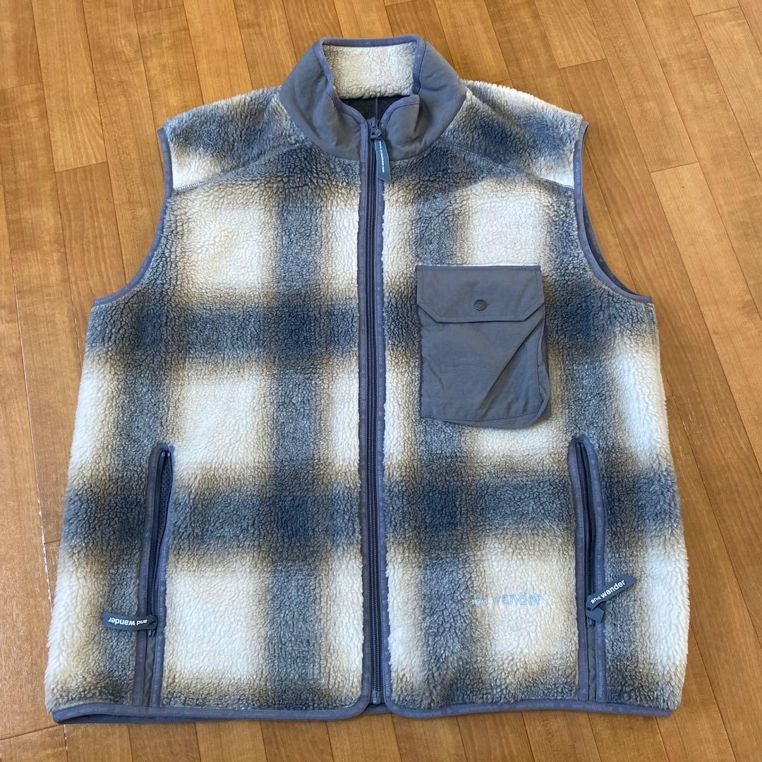 and wander チェック柄 フリース　ベスト　XL