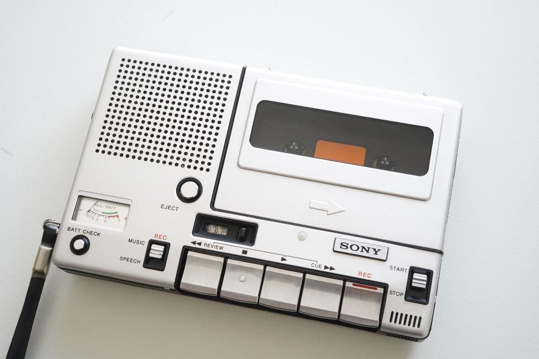 美品・整備品 SONY カセットレコーダー TC-1100 ケース付き・動作品