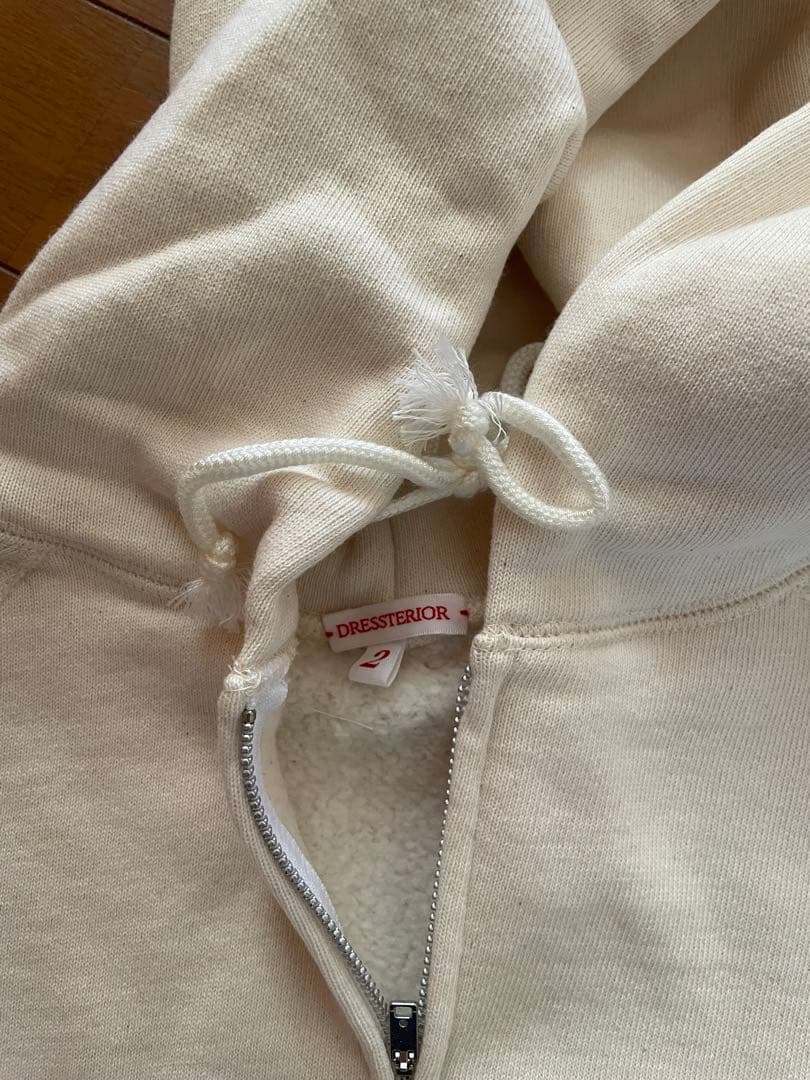 新品☆DRESSTERIOR フルジッパー ホワイトパーカー♪アイボリー