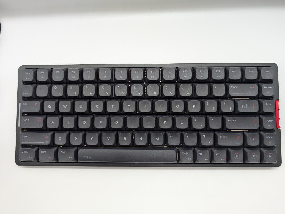 IQUNIX MQ80 ロープロファイル キーボード