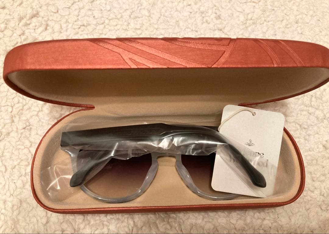 新品　激レア　希少　vivienne westwood サングラス　ゼブラ