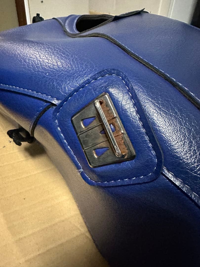 ホーネット250/600 バグスタータンクカバー