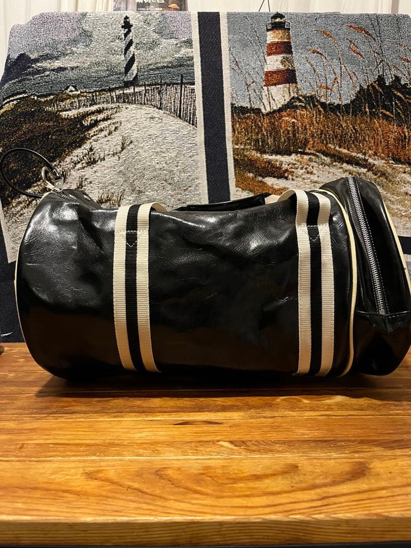 FRED PERRY ドラムバッグ ブラック/ホワイト 即購入可