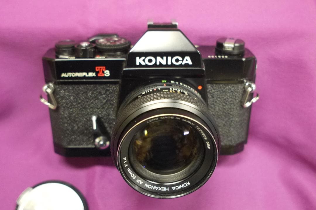 コニカオートリフレックスニューT3　５０ミリF1.4付き　HCアダプター付き