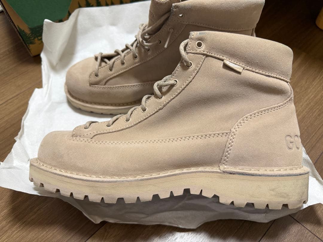 danner field ユナイテッドアローズ別注 ベージュ