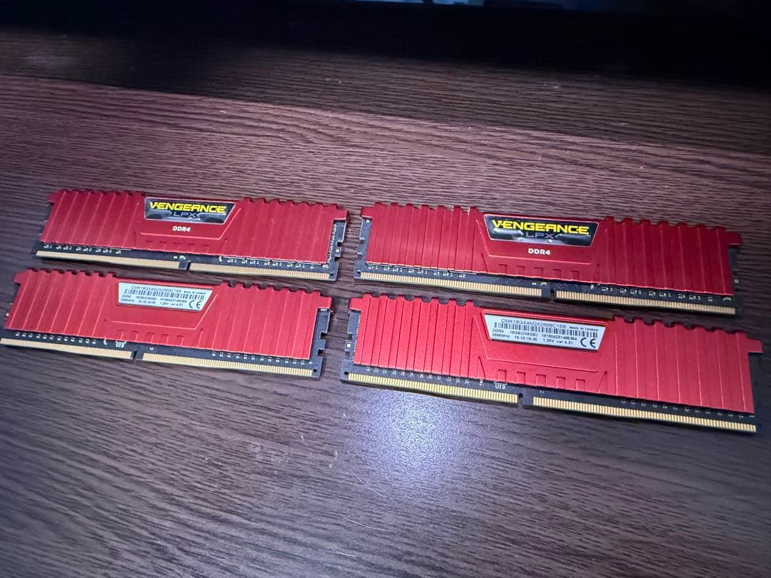 Corsair　DDR4　8GB×4枚セット