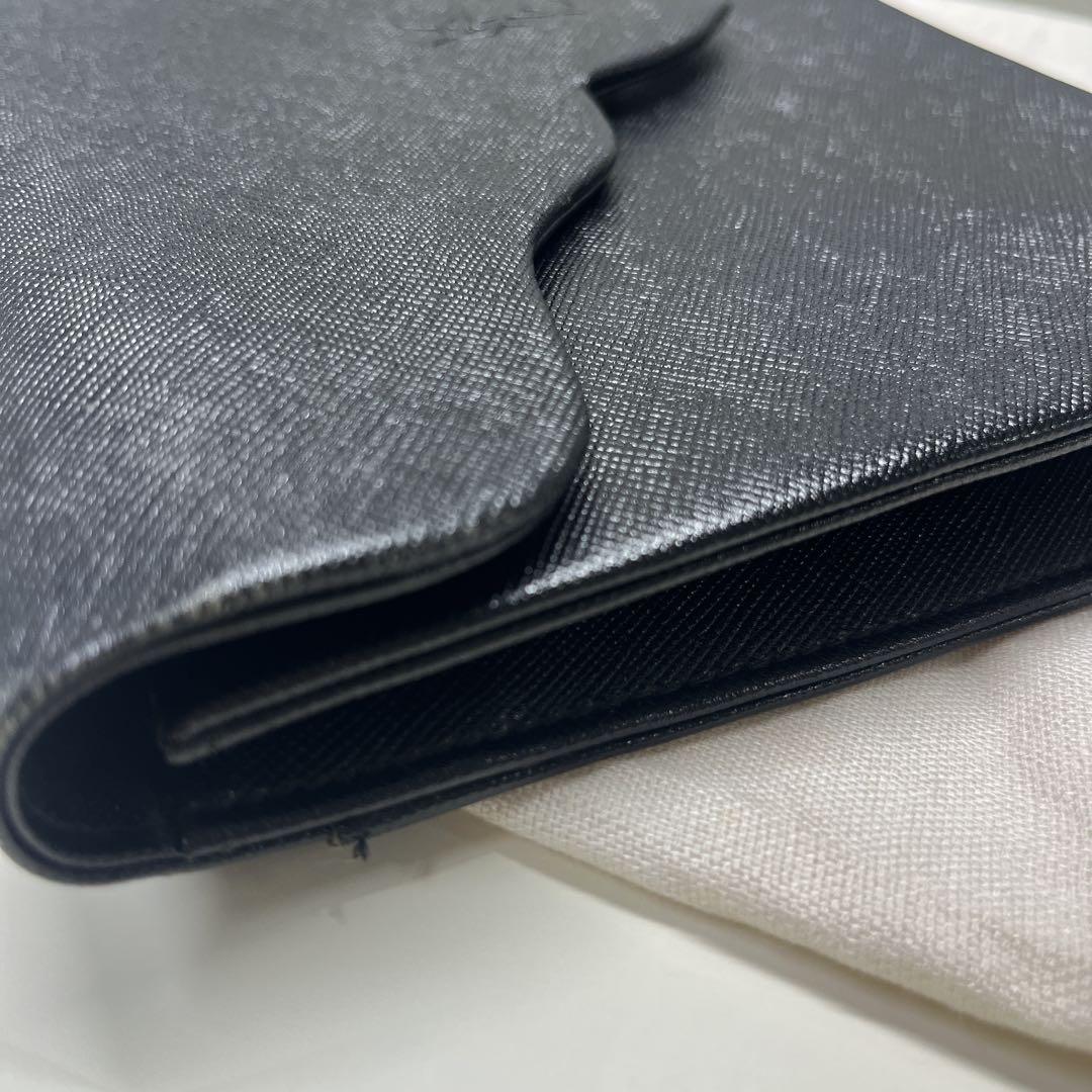 YSL イヴ・サンローラン ブラックレザー クラッチバッグ