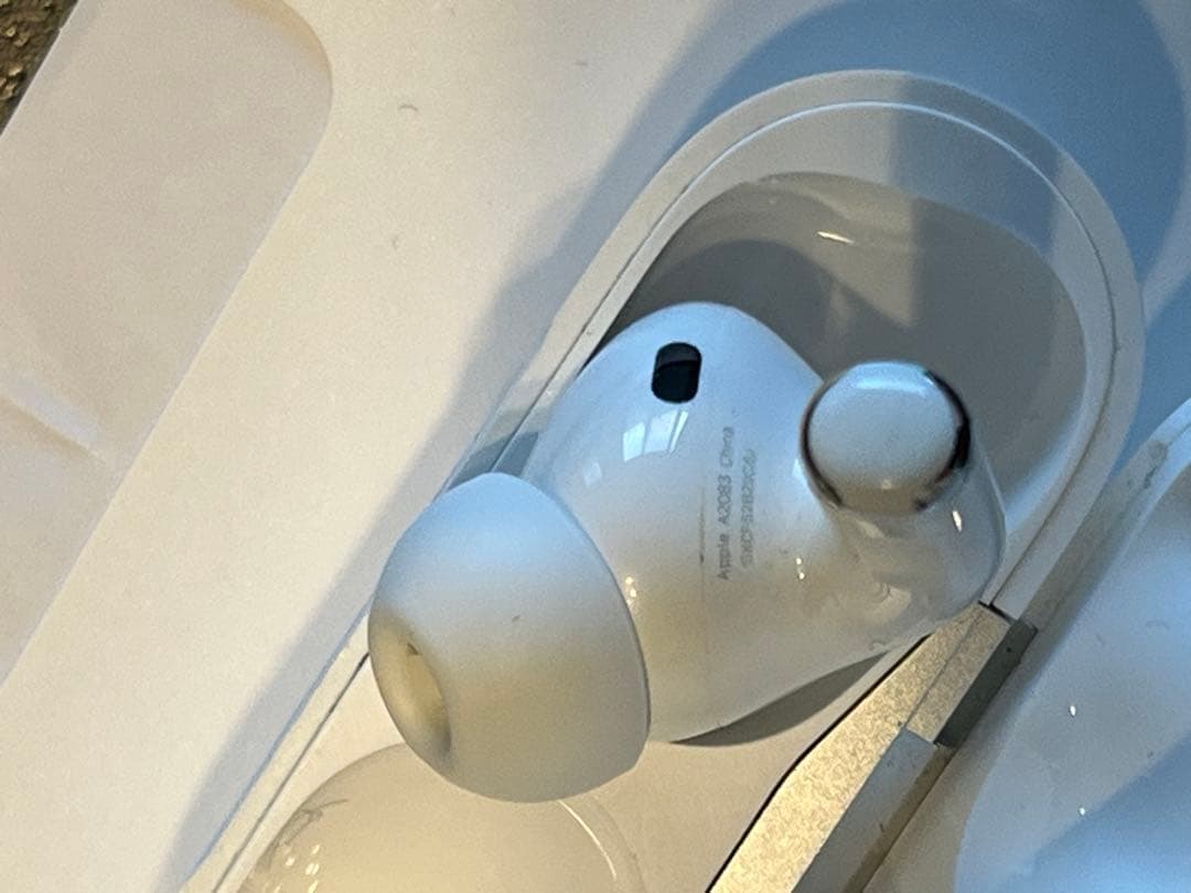 AirPods Pro 1　本体 ホワイト 充電ケース付き