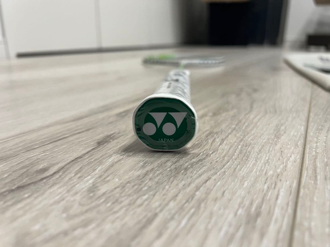 ヨネックス アストロクス100ZZ VA 4UG5 アクセルセン　激レア