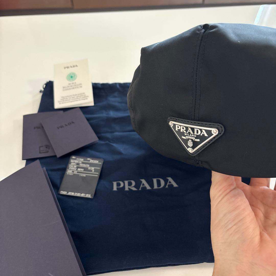 PRADA ブラック ナイロンキャスケット　M