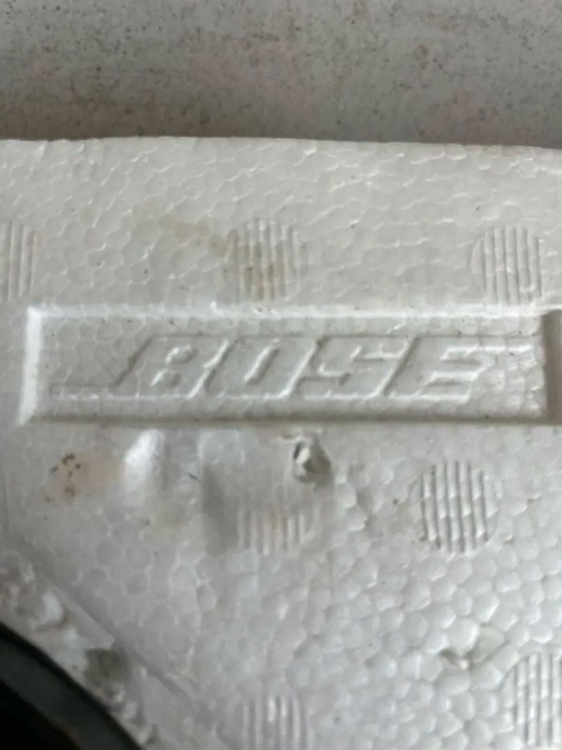 Bose スピーカー カバー付き