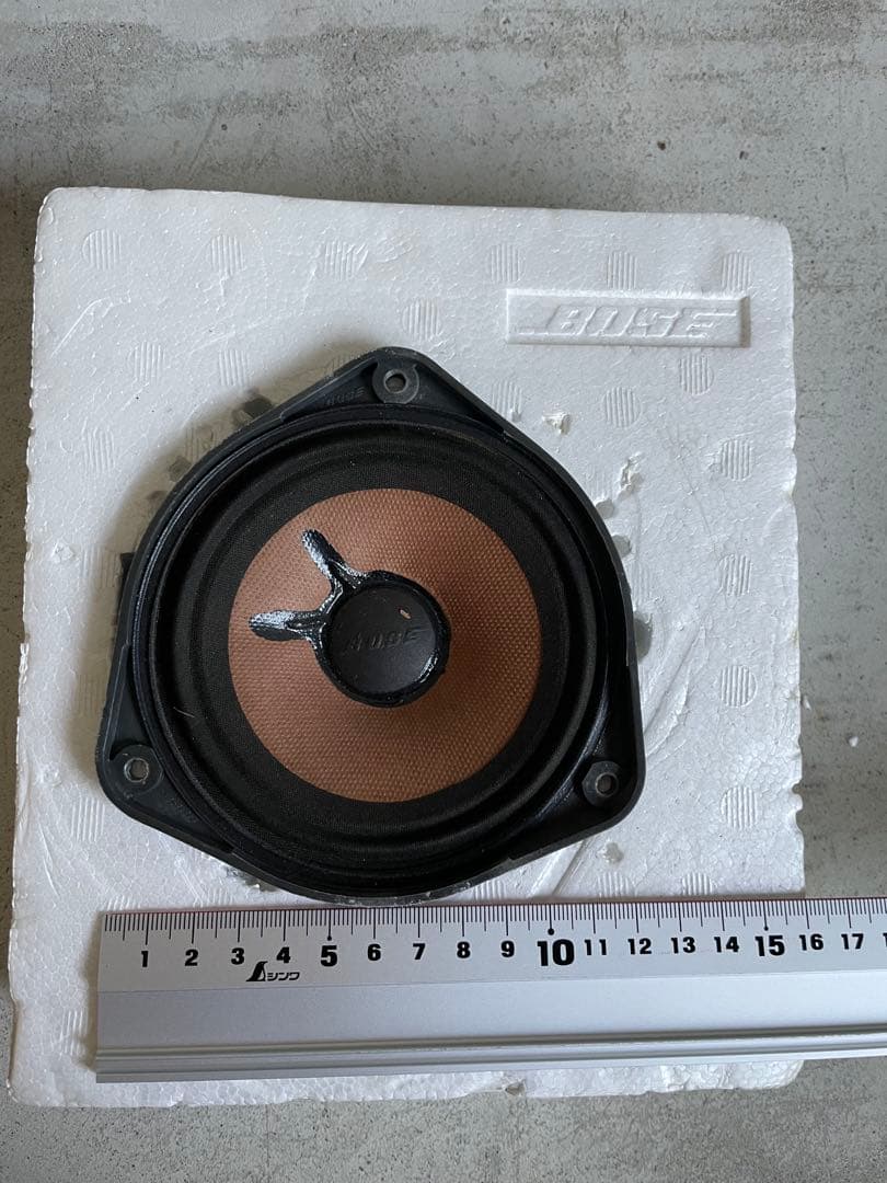 Bose スピーカー カバー付き